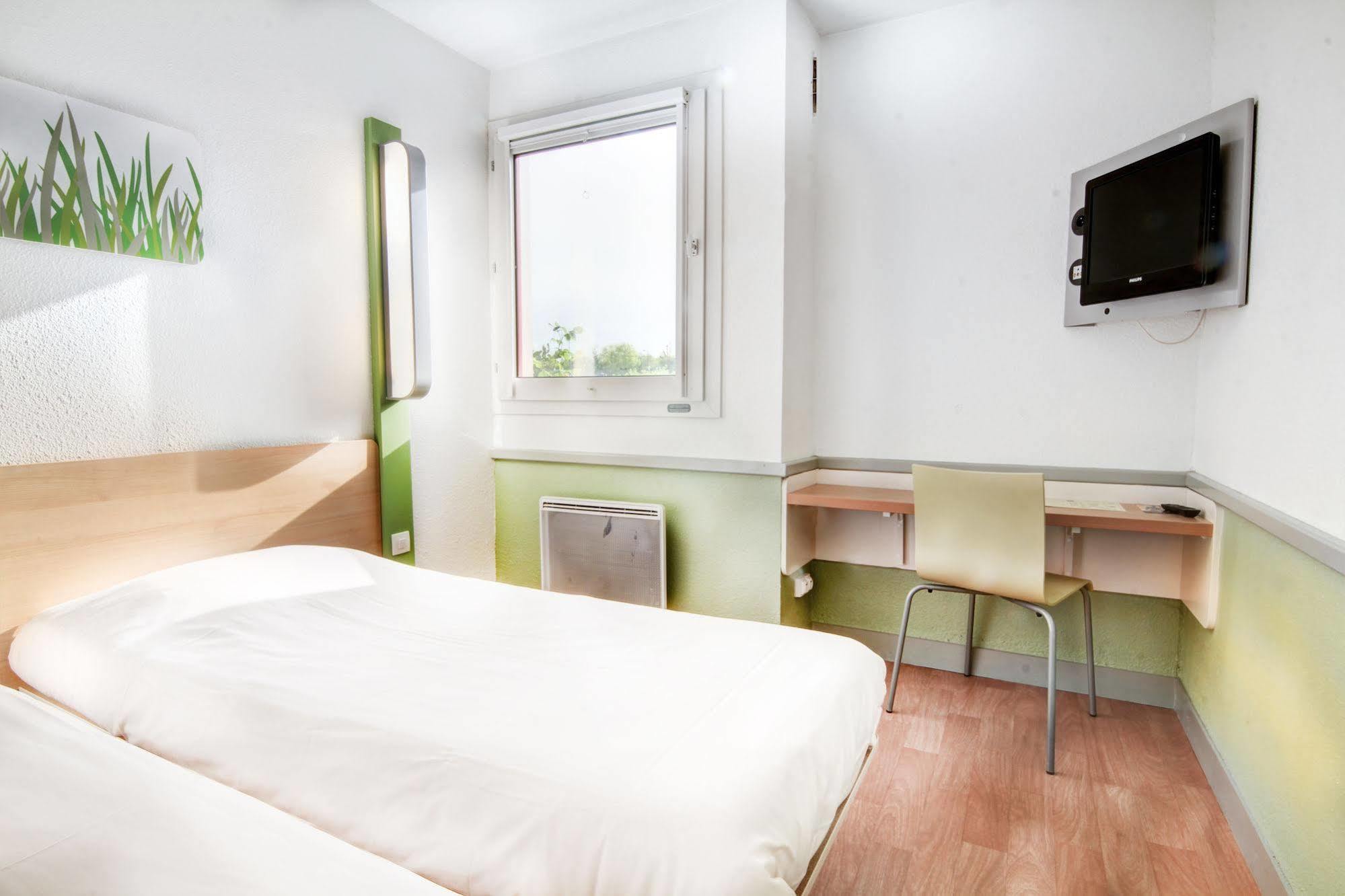 Ibis Budget Châteaudun المظهر الخارجي الصورة
