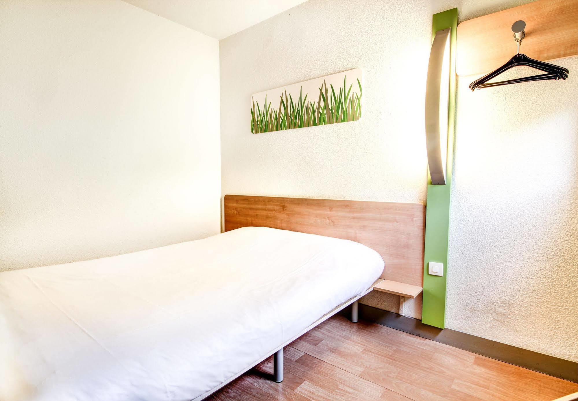 Ibis Budget Châteaudun المظهر الخارجي الصورة